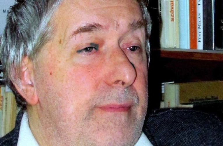 Eltemették Szőcs Zoltán irodalomtörténészt, újságírót