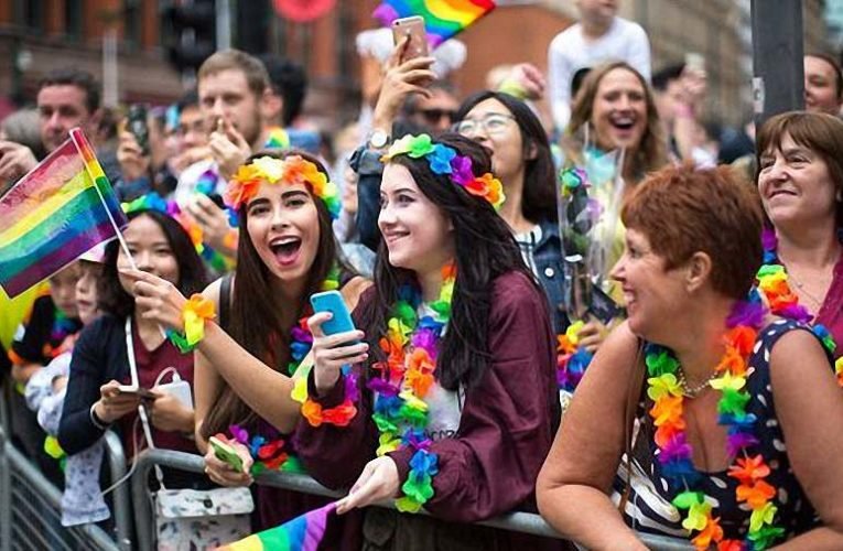 Újabb nemzetnek ment el az esze: legális lett a homoszexuális „házasság” Svájcban