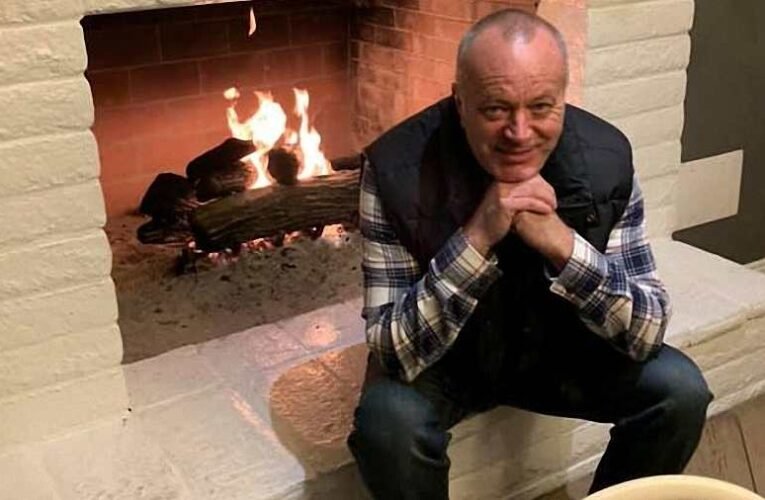 Ne az okostelefonotokból lökjétek a verseket! – Pathó István színművész üzenete az SZFE tüntetőinek