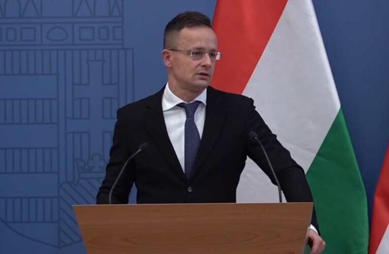 75 milliárdos beruházást jelentett be Szijjártó Péter