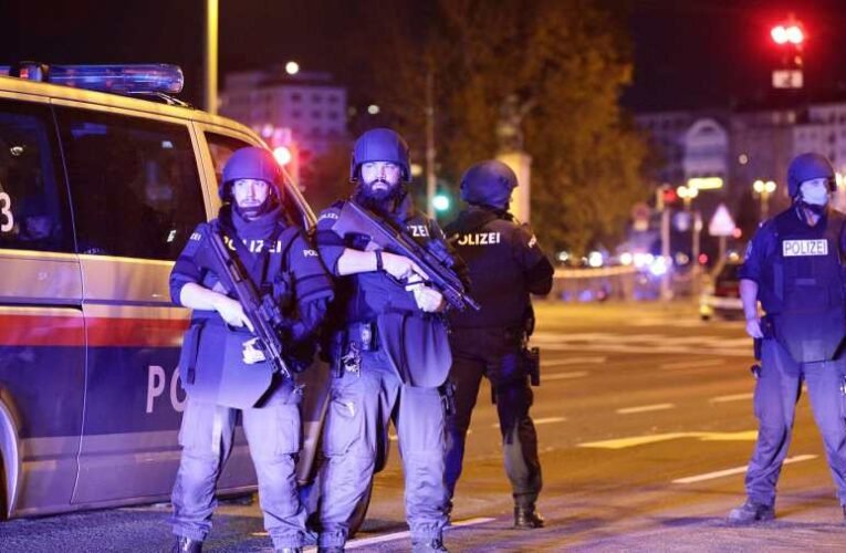 Terrortámadás Bécsben – többen meghaltak