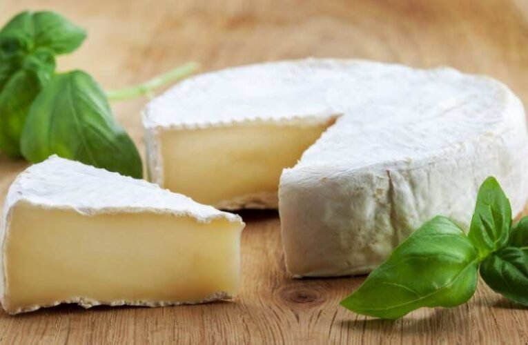 A camembert és a nemzetközi „proletárforradalom” összefüggései