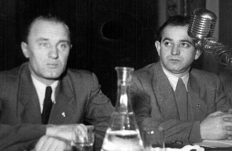 Jó, ha nem feledjük: Kádár szobor avatásának margójára