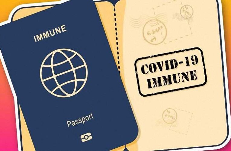 Jön a vakcinaútlevél