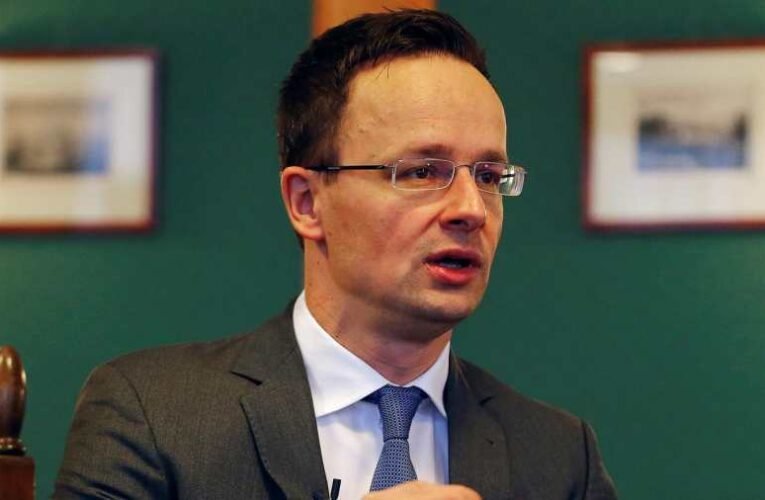 Szijjártó egy ukrán tévében is elmondta álláspontunkat a nyelvhasználatról