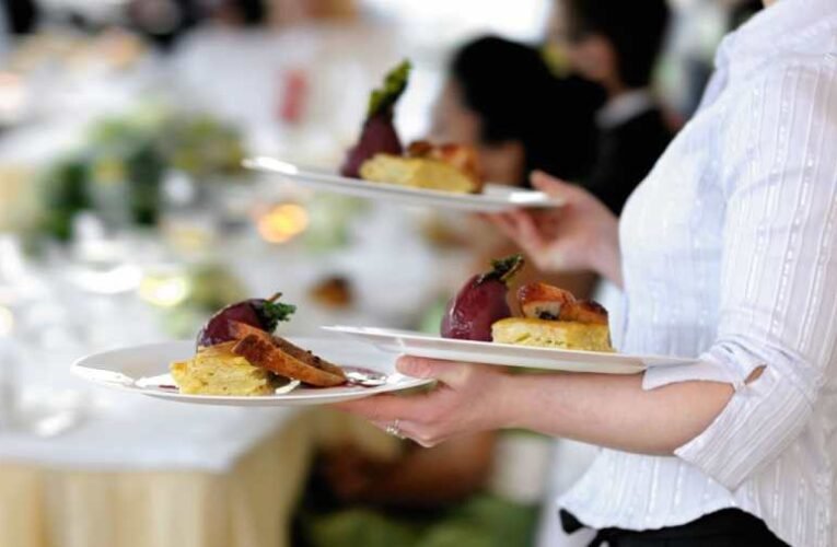 Éhbérért dolgoztatott pakisztáni szakácsokat egy budapesti étteremtulajdonos