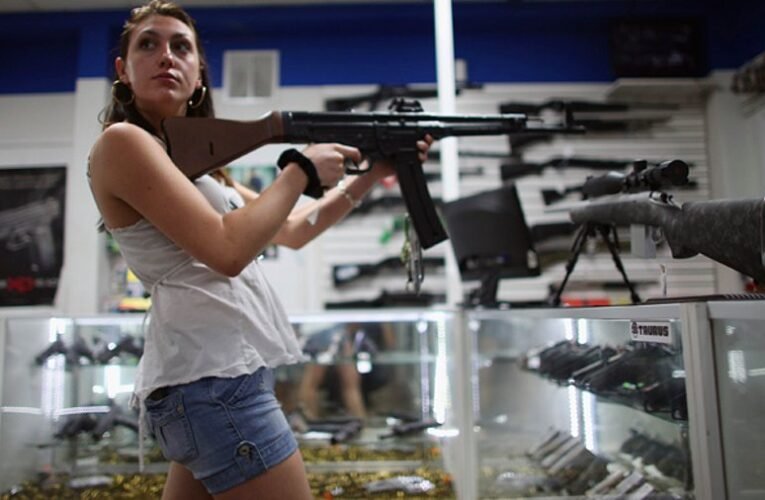 Hihetetlen tempóban fegyverkezik az amerikai lakosság