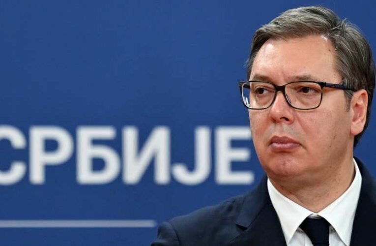 Saját belügyminisztériumának emberei hallgatták le a szerb elnököt