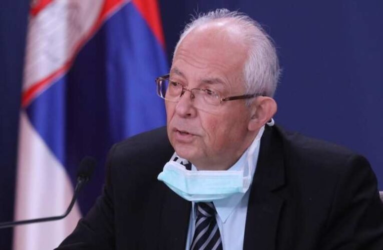 Szerb szakértő: tenni kell valamit, különben kártyavárként omlik össze az ország