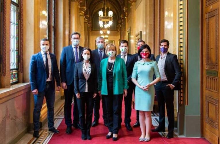 Ezek nem változtak és soha nem is fognak megváltozni: Hazaáruló gazemberek