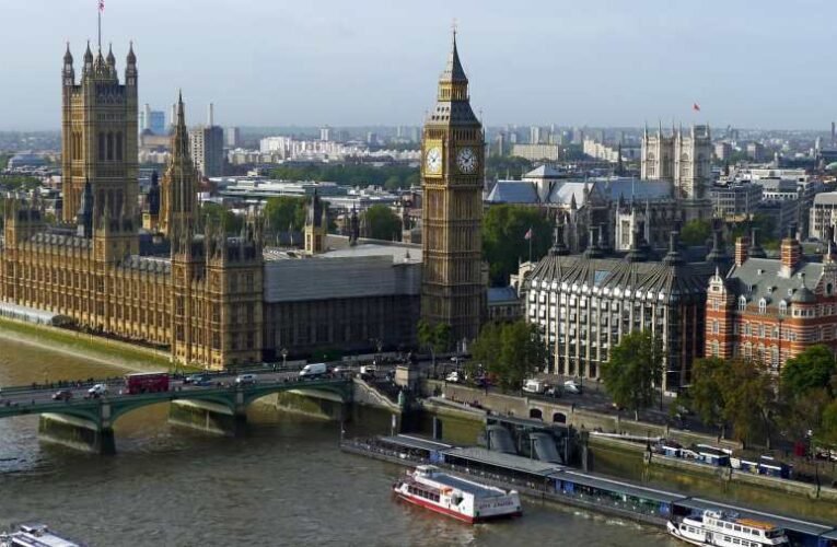 Csökkent a brit gazdaság teljesítménye a harmadik negyedévben