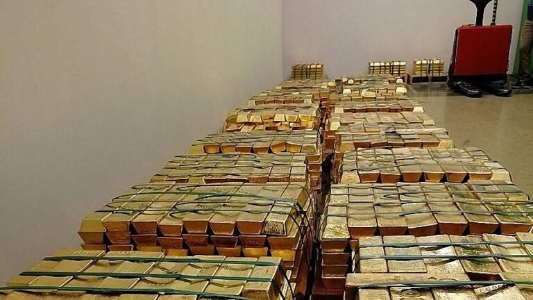 Kiemelt kép: illusztráció / aranyrudak az MNB páncéltermében / archív / Fotó: MTI