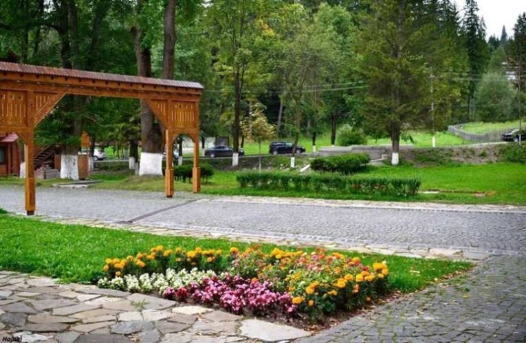 Magyar állami támogatással épült orvoslakásokat avattak a székelyföldi Borszéken