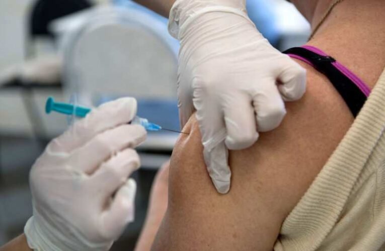 Az Unió követeléseire fittyet hányó Magyarország oltotta be Európában elsőként lakossága felét