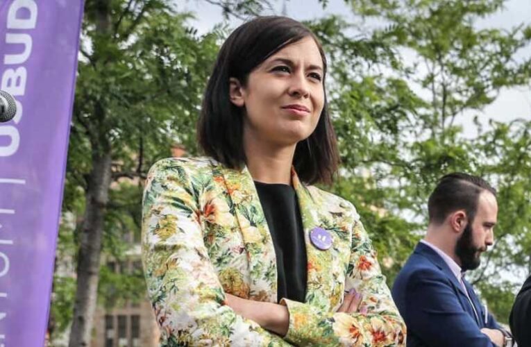 A Momentum álhírnek nevezte a Cseh Katalin körül kirobbant botrányt – a képviselő kínosan magyarázkodik 📺