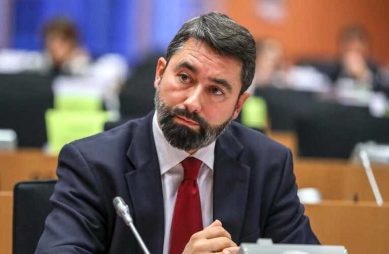 Hidvéghi Balázs: az EP szövegjavaslata „durva támadás hazánk ellen”