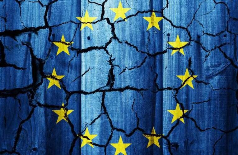 Kifelé a tévútra tért Európai Unióból!