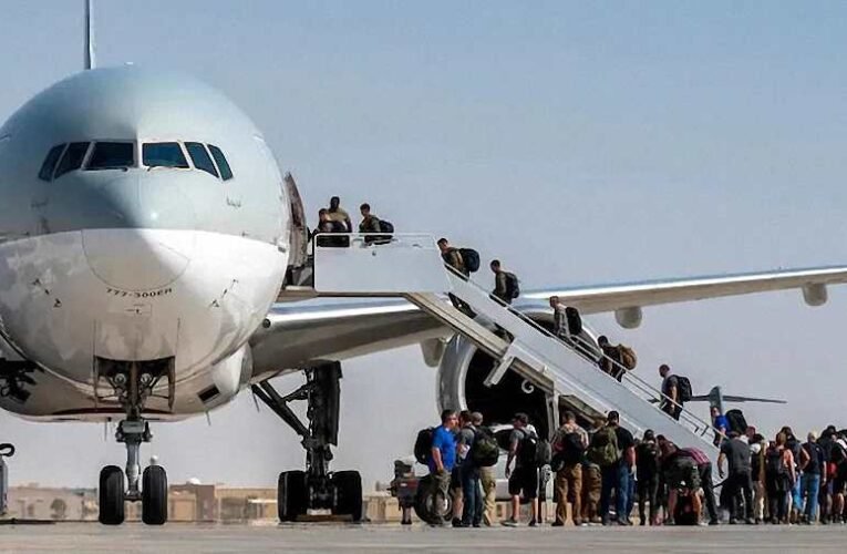 Megtorlással fenyegetett, Magyarországgal korábban együttműködő afgán menekültek érkeztek Röszkére