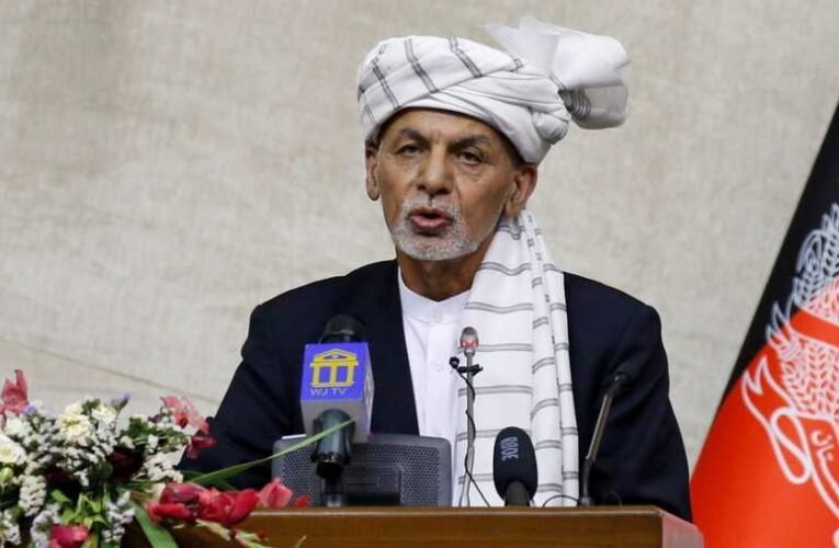 A vasárnap elmenekült afgán elnököt az Egyesült Arab Emírségek fogadta be