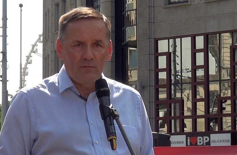 El kell utasítani a brüsszeli zsarolást