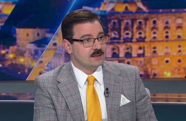 Szánthó Miklós: fikciós mesedélutánt tartottak az EP-ben