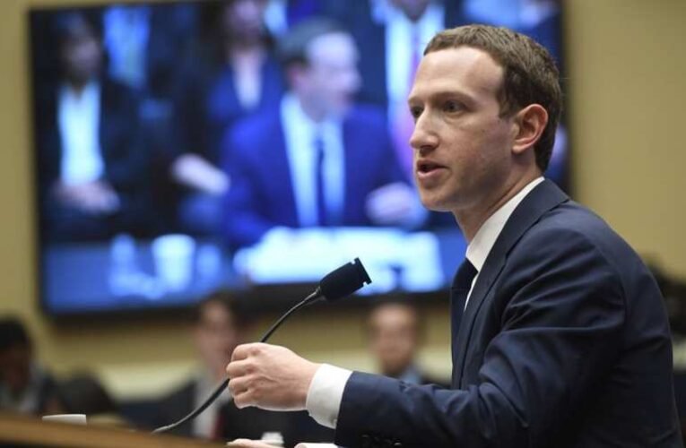 Fogy a levegő Zuckerberg körül