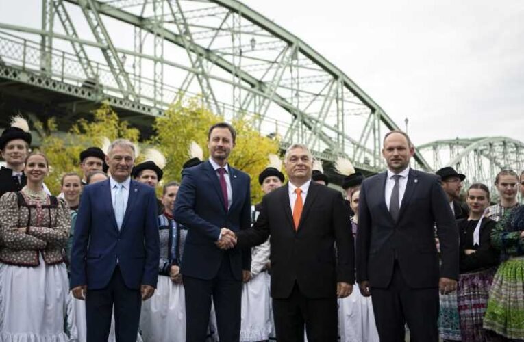 Orbán: a közép-európai népek túlélésének záloga a szövetségkötés