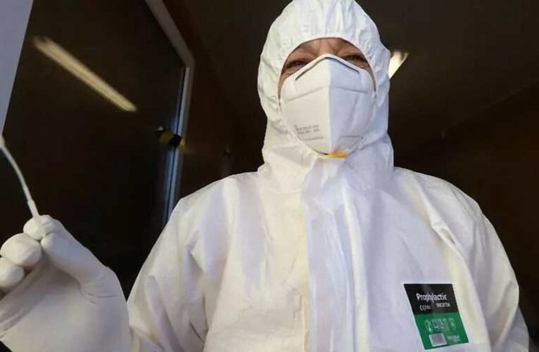 Már nagyjából sejteni lehet, milyen tüneteket okoz az omikron-variáns