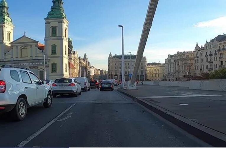 Karácsony Gergely a buszsávban rövidíti a menetidőt 📺