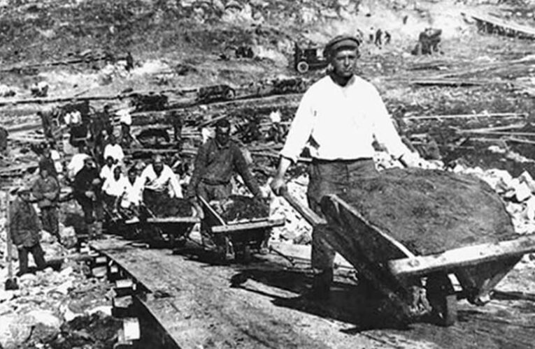 Ma van a Szovjetunióba hurcolt magyar politikai rabok és kényszermunkások emléknapja