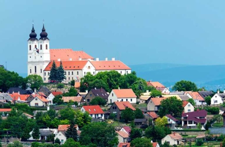 „El kellene menni innen Magyarországról?” Mikor ébredsz már fel a valóságra? Magyarország egy biztonságos kuckója a világnak!