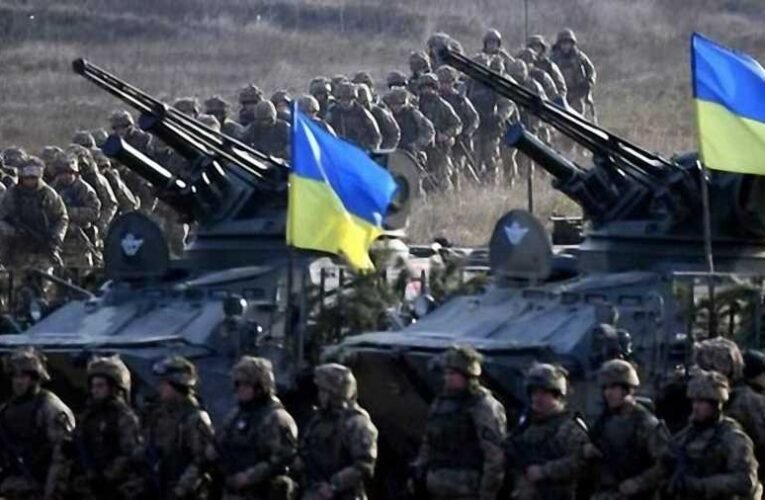 Egyre súlyosabb a helyzet, az ukrán hadsereg támadásra készülődhet