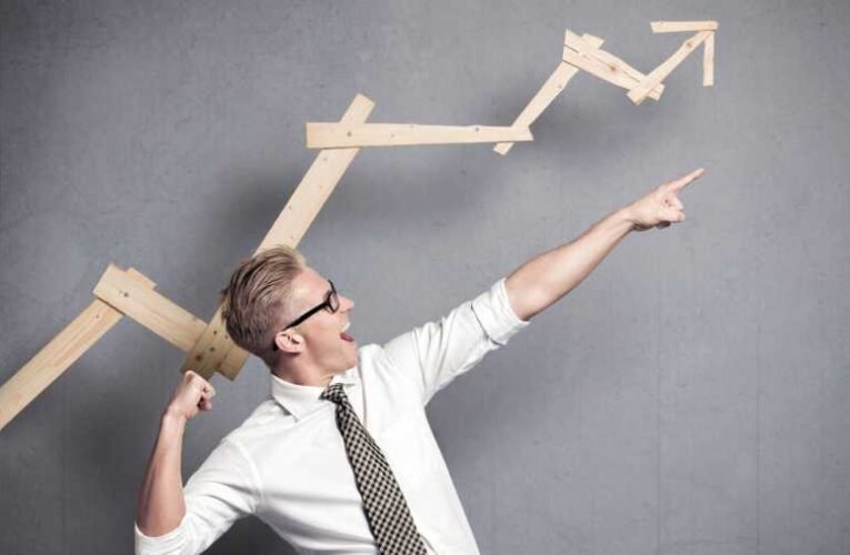 Mayer Gábor: Fejlődés – avagy Nehéz munka volt, de végül sikerült visszaadni a tömegek tisztánlátását