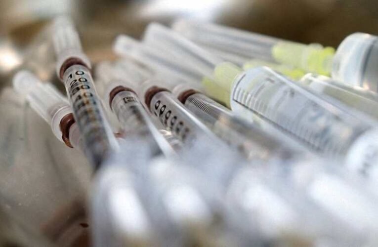 USA: Nem javasolják a Johnson & Johnson vakcináit