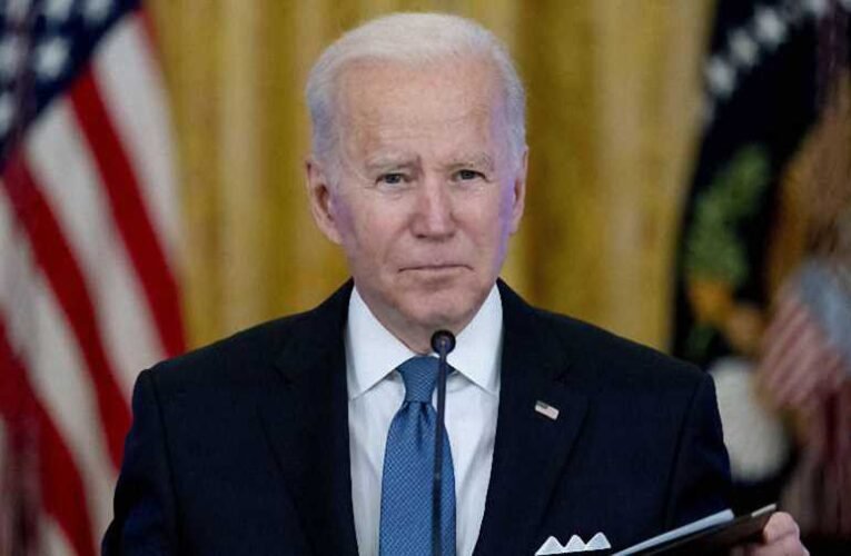 Biden élő adásban hülyézte le a Fox News riporterét