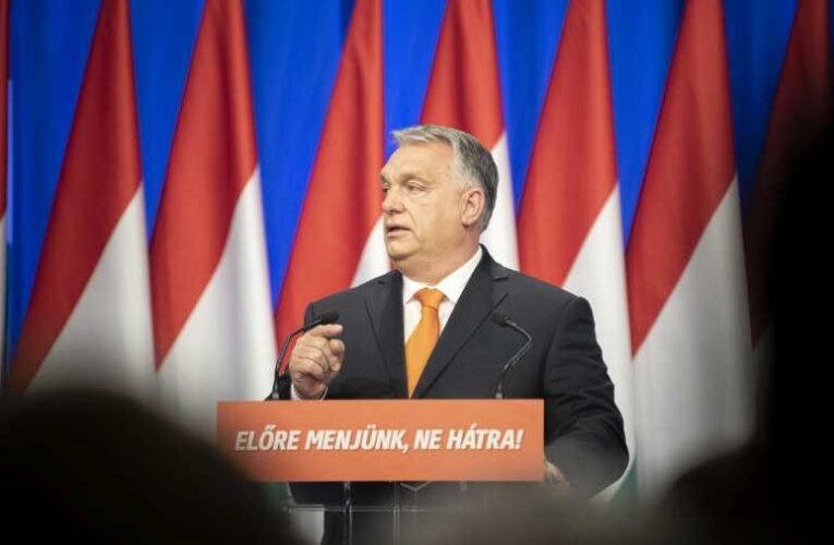 Ma tart évértékelőt Orbán Viktor