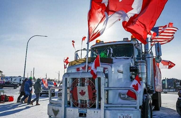 Rendkívüli állapotot hirdettek Ottawában a kamionosok demonstrációja miatt