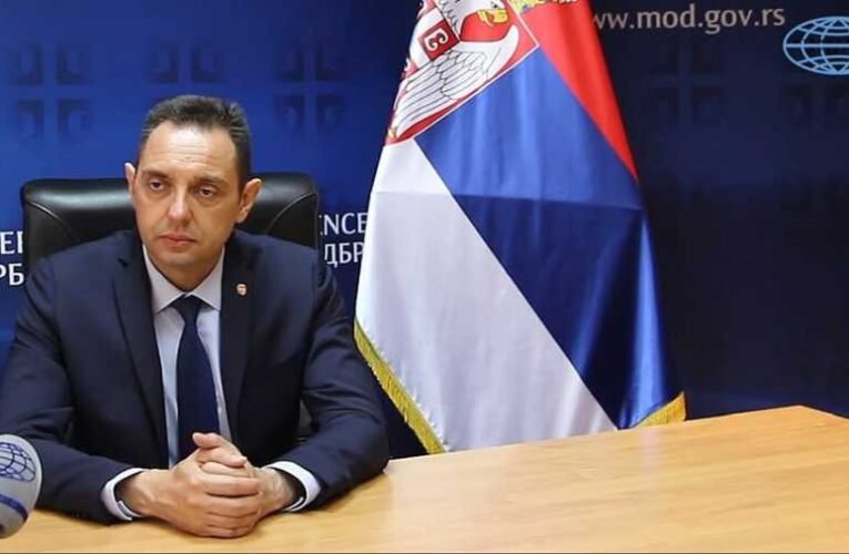 A szerb belügyér elhajtotta az ukránokat