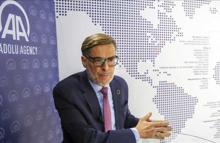 Venezuela Oroszország szövetségese, de kész olajat eladni az Egyesült Államoknak