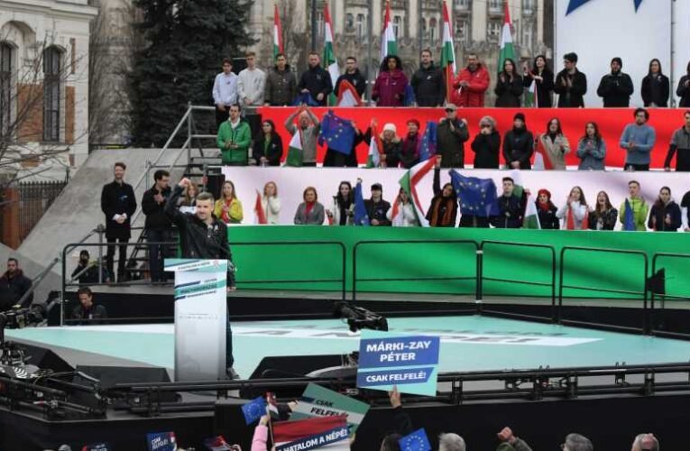 Jakab gusztustalan üzenete Orbánnak: Befogod a pofád, és eltakarodsz a büdös francba, amíg teheted