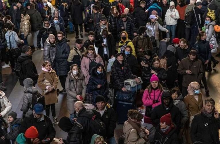 Dr. Polgárdy Géza: Üldözött kárpátaljai magyarok és az őket üldöző ukrán menekültek egy kalap alatt?