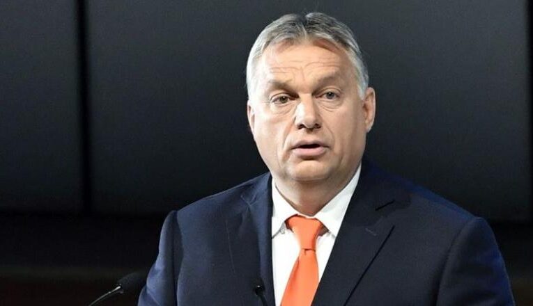 Orbán Viktorhoz fordult Tényi István az amerikai lehallgatási botránnyal kapcsolatban