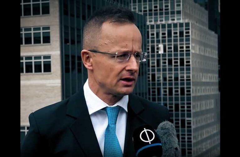 Szíjjártó Péter az ukrán elnök személyeskedő üzenetéről 📺