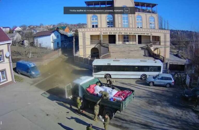 Az ukrofasiszták az umani zsinagógát használták fegyverek és lőszerek tárolására