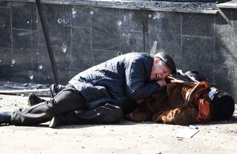 Gyermekeid koporsója, vagy gyermekeid boldog jövője – most a tét…