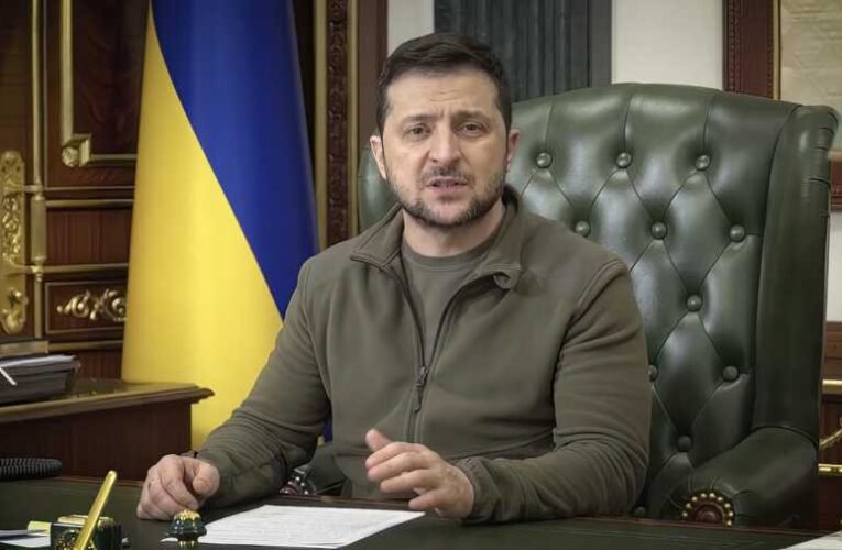 Zelenszkij elutasította Ferenc pápa fehérzászló-ajánlatát