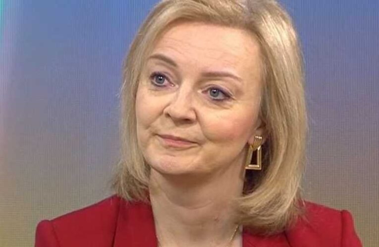 Brit külügyminiszter: az orosz haderőnek Ukrajna egész területéről távoznia kell