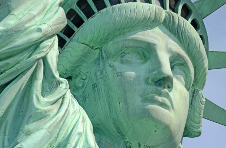 Thürmer: Kinek az érdeke a háború?