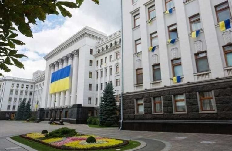 Ukrajna feltételek nélkül tárgyalna Oroszországgal Mariupolban