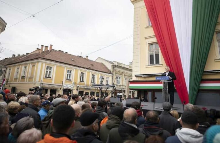 Az a gyűlölet-orgia, amit a moslékkoalíció produkál azt jelenti, hogy a magyarság alja bejelentkezett a hatalomért